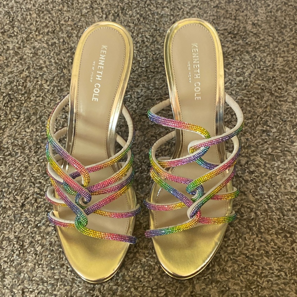 Women’s Kenneth Cole multi color dressy heels size 9.5